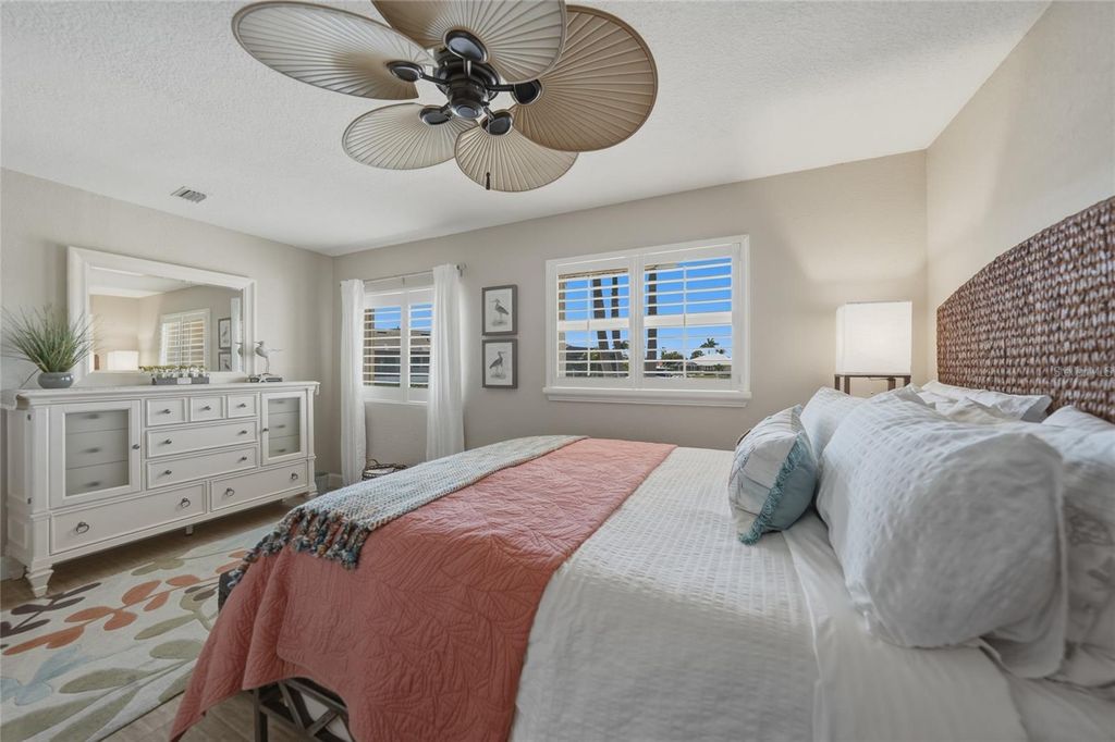 Image 37 of property listing at 803 LUCIA DRIVE, Punta Gorda, FL 33950