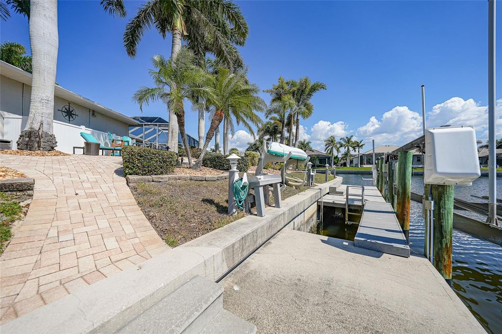 Image 56 of property listing at 803 LUCIA DRIVE, Punta Gorda, FL 33950