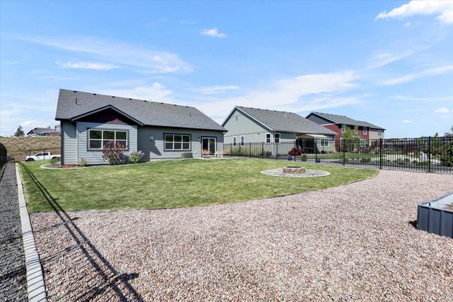 256 S Legacy Ridge Dr, Liberty Lake, WA 99019