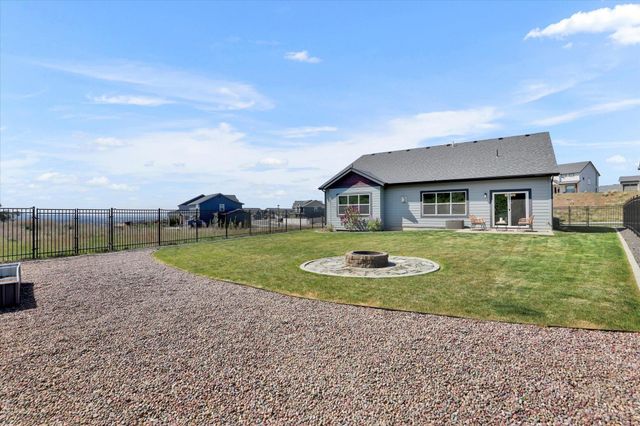 256 S Legacy Ridge Dr, Liberty Lake, WA 99019