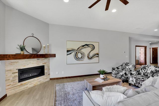 256 S Legacy Ridge Dr, Liberty Lake, WA 99019