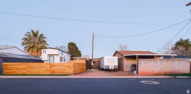 422 S 175 E, Ivins, UT 84738