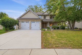 505 Buckingham Place, Shorewood, IL 60404
