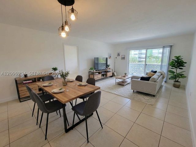 2005 Sans Souci Blvd 305, North Miami, FL 33181