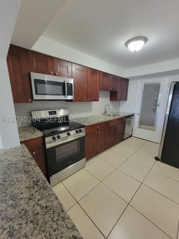 2005 Sans Souci Blvd 305, North Miami, FL 33181