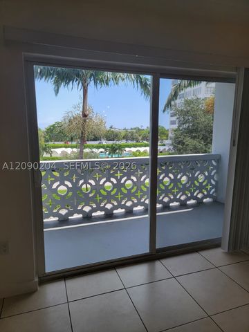 2005 Sans Souci Blvd 305, North Miami, FL 33181