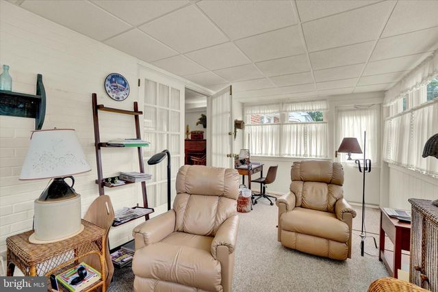 2770 CARNEGIE RD, York, PA 17402