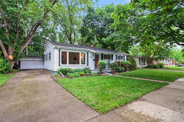 2727 Hampshire Road, Ann Arbor, MI 48104