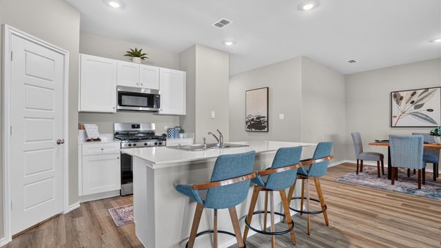 1053 BURNT RANCH Lane, Fort Worth, TX 76131