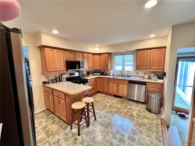 1074 Halstead Road, Cortlandville, NY 13045