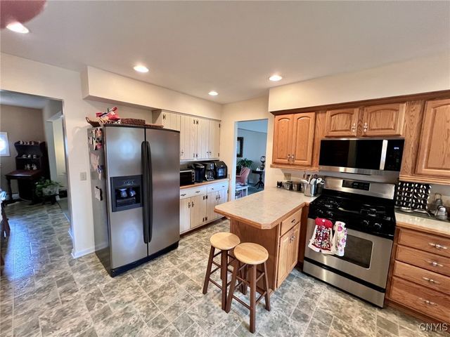 1074 Halstead Road, Cortlandville, NY 13045