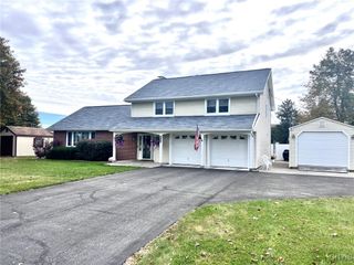 1074 Halstead Road, Cortlandville, NY 13045