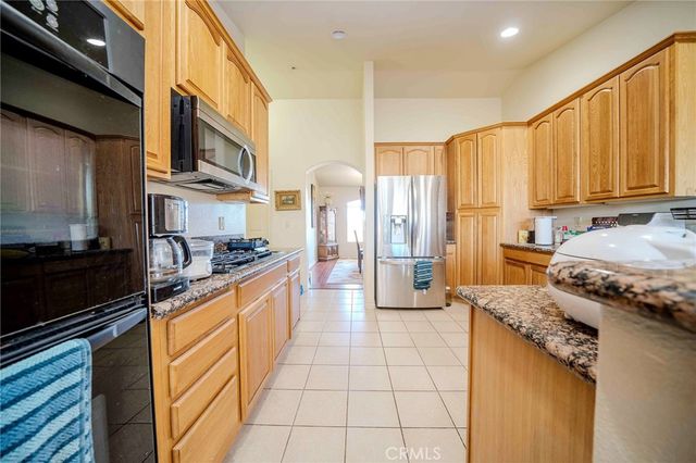 11522 Ponderosa, Pinon Hills, CA 92372