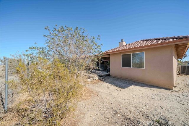 11522 Ponderosa, Pinon Hills, CA 92372