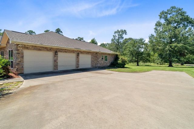 274 Robinson Tract, Livingston, TX 77351