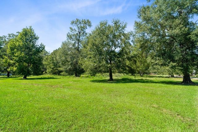 274 Robinson Tract, Livingston, TX 77351