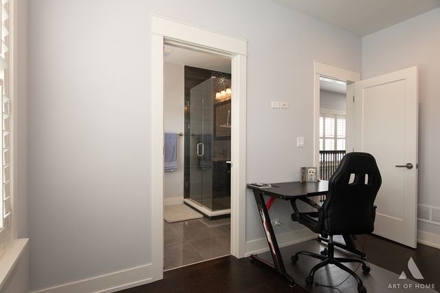6438 W Dakin Street, Chicago, IL 60634