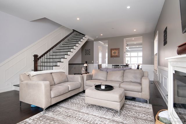 6438 W Dakin Street, Chicago, IL 60634