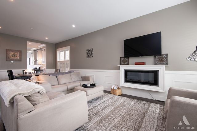 6438 W Dakin Street, Chicago, IL 60634