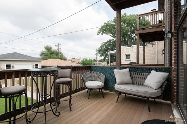 6438 W Dakin Street, Chicago, IL 60634