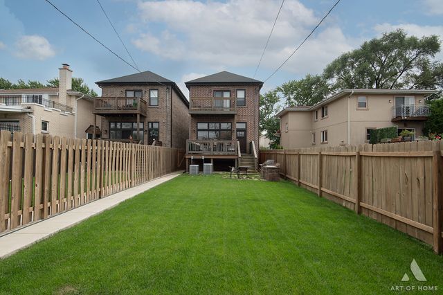 6438 W Dakin Street, Chicago, IL 60634