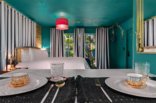 1007 SE 2nd Ct 4, Fort Lauderdale, FL 33301