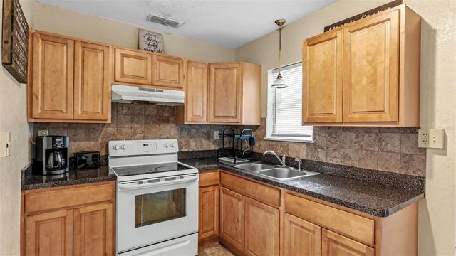 112 PALM DRIVE, Winter Haven, FL 33880
