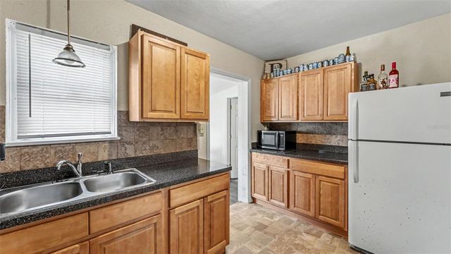 112 PALM DRIVE, Winter Haven, FL 33880