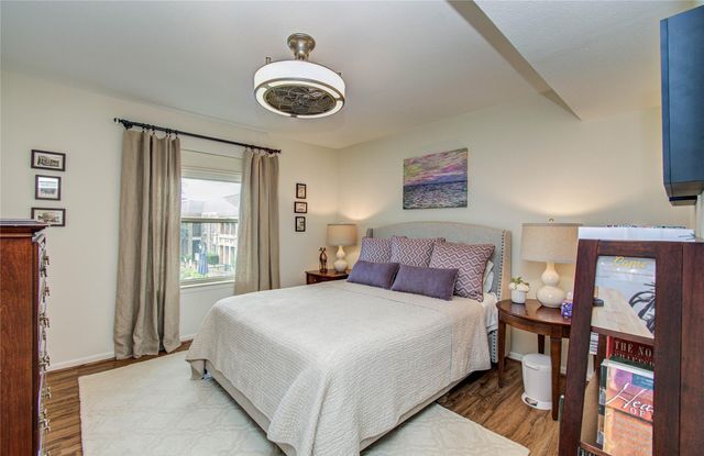 7575 Katy Freeway 113, Houston, TX 77024