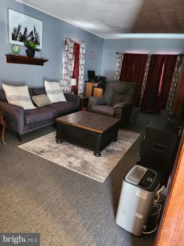 140 WHIPPOORWILL DR, Romney, WV 26757