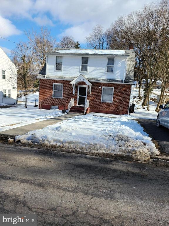 140 WHIPPOORWILL DR, Romney, WV 26757