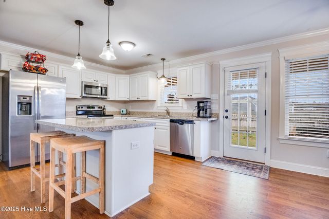 43 Covington Court, New Bern, NC 28560