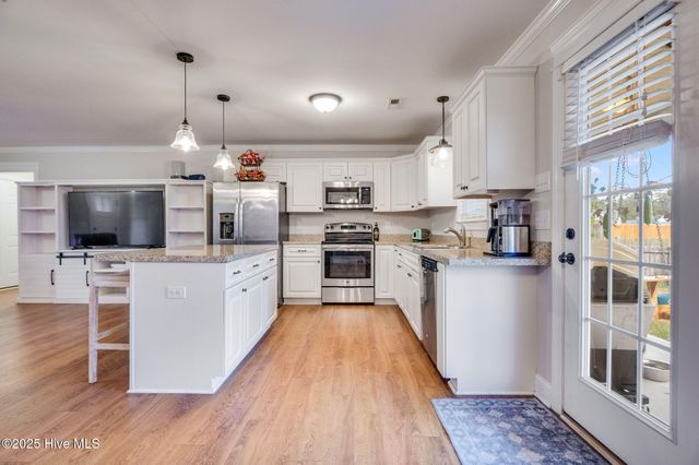 43 Covington Court, New Bern, NC 28560