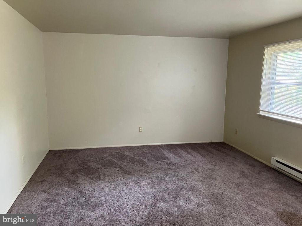 120 SNOW AVE, Browns Mills, NJ 08015