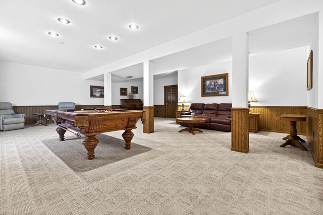 5565 APPLEWOOD COURT, Hartford, WI 53027