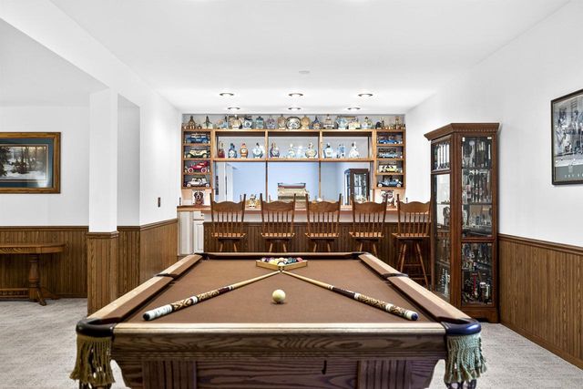 5565 APPLEWOOD COURT, Hartford, WI 53027