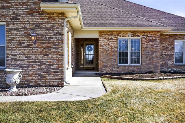 5565 APPLEWOOD COURT, Hartford, WI 53027