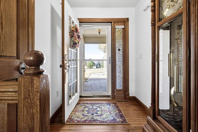 5565 APPLEWOOD COURT, Hartford, WI 53027