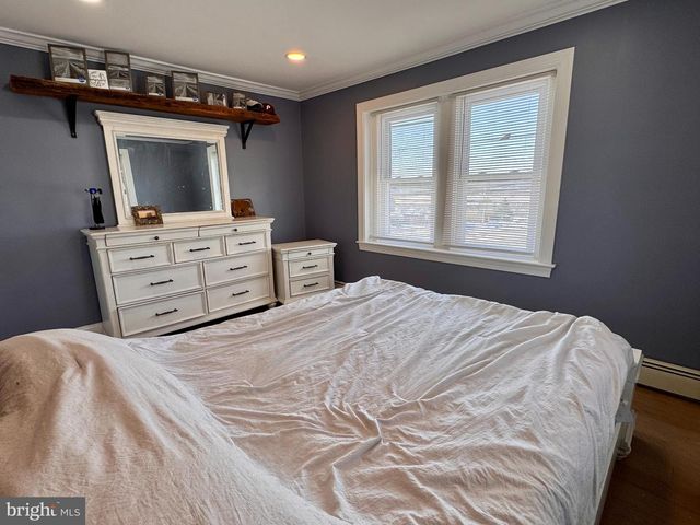 706 MAIN ST, Red Hill, PA 18076