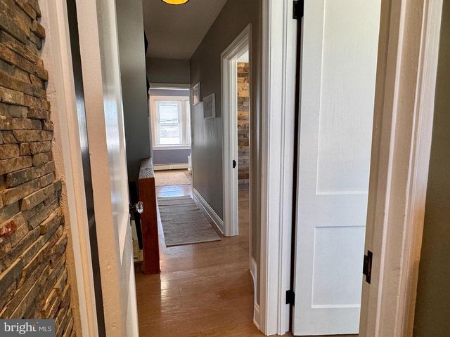 706 MAIN ST, Red Hill, PA 18076