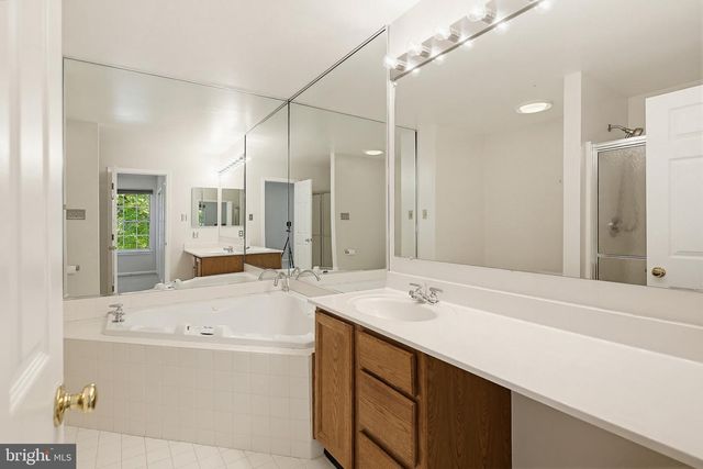 5353 CHASE LIONS WAY, Columbia, MD 21044