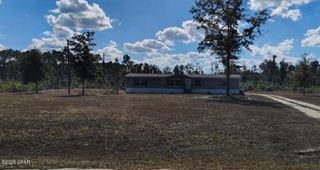 22884 NW Lake Mckinzie Boulevard, Altha, FL 32421