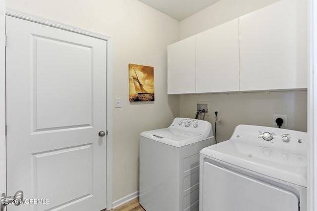 16 Raccoon Lane, Barnegat, NJ 08005