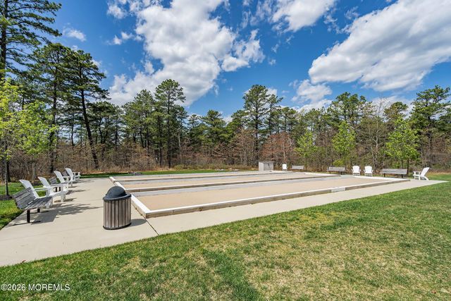 16 Raccoon Lane, Barnegat, NJ 08005