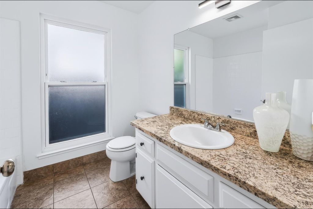 Image 19 of property listing at 1767 Gettysburg Avenue, Clovis, CA 93611