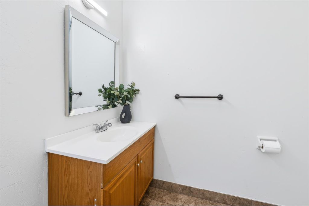 Image 27 of property listing at 1767 Gettysburg Avenue, Clovis, CA 93611