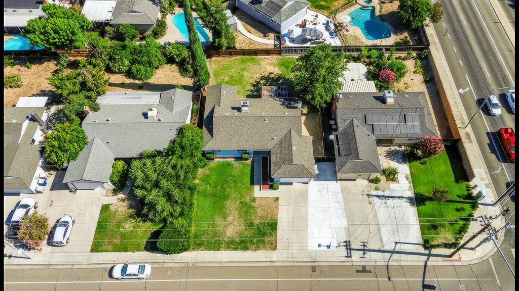 Image 31 of property listing at 1767 Gettysburg Avenue, Clovis, CA 93611