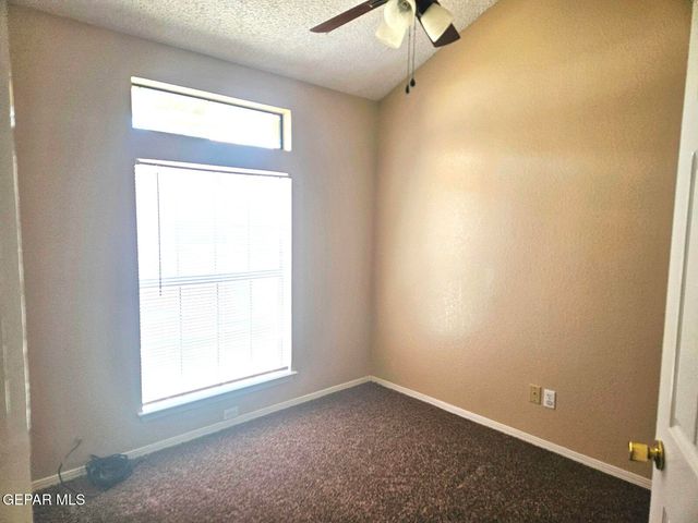 1120 COYOTE Lane, El Paso, TX 79912