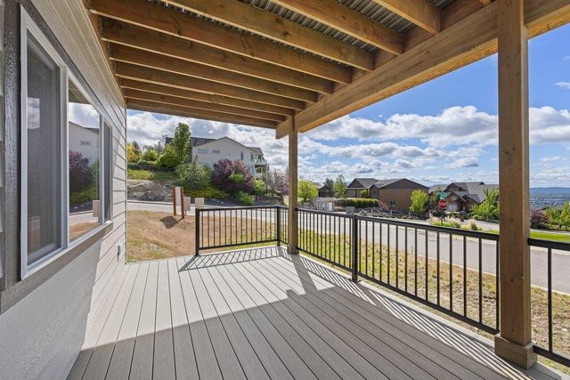 8930 E Ridgeline Ln, Spokane, WA 99217