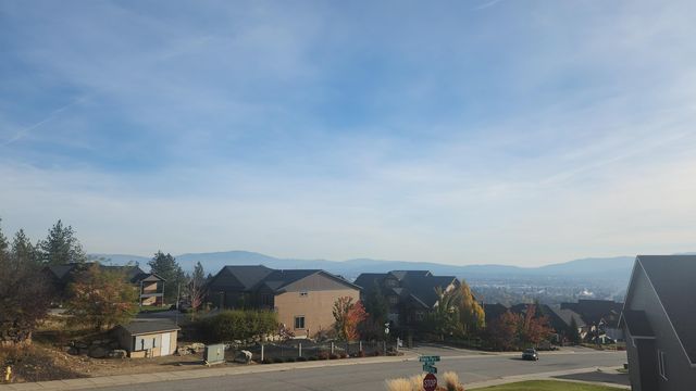 8930 E Ridgeline Ln, Spokane, WA 99217